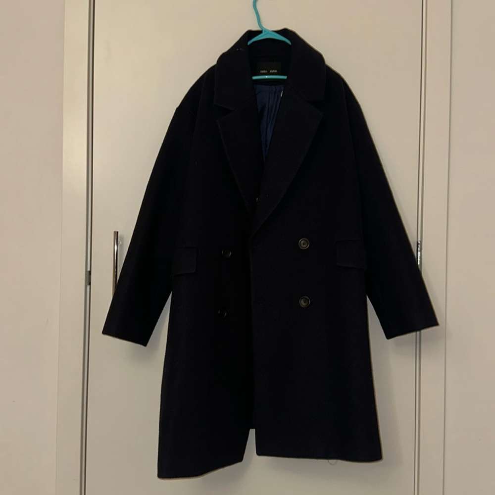 wool coat in navy color